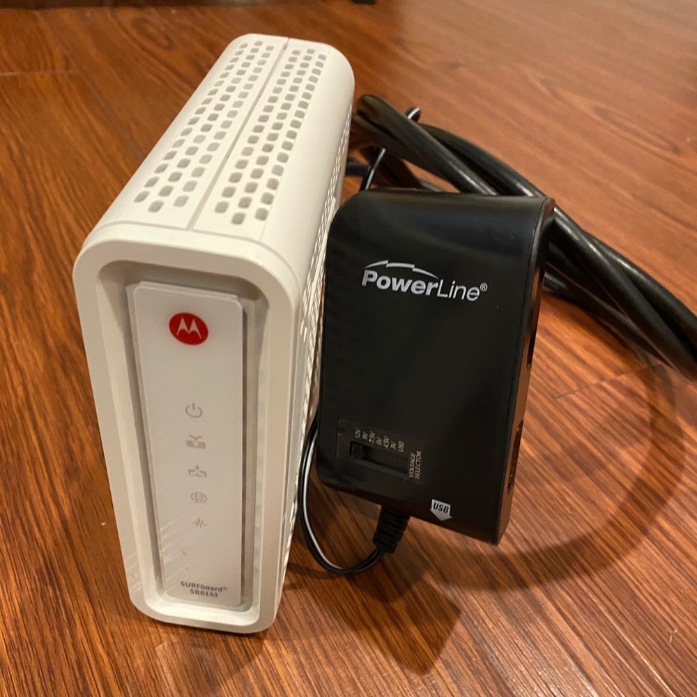 Motorola Surfboard cable modem (SB6141)